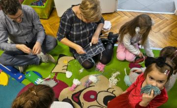 Warsztaty u Krasnali- tworzenie zimowych skrzatów